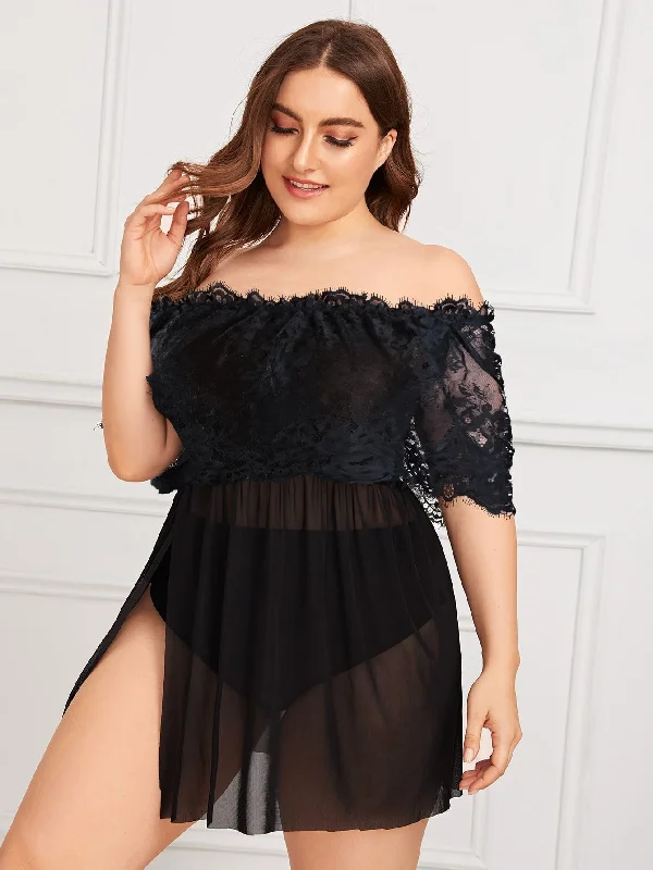 Sexy off - the - shoulder dresses for a flirty lookPlus Contrast Lace Sheer Mesh Dress